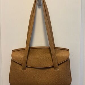 Women’s Brown Leather Handbag